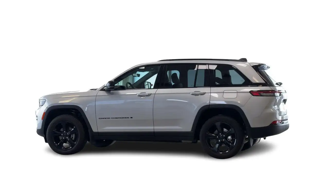 Jeep Grand Cherokee снимка Jeep Grand Cherokee