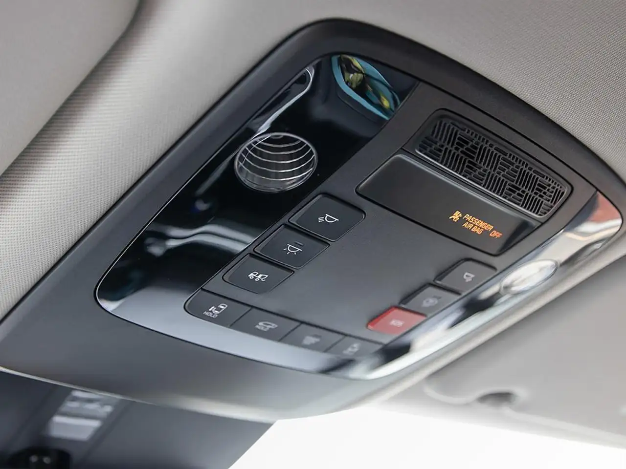 Kia Carnival снимка Kia Carnival