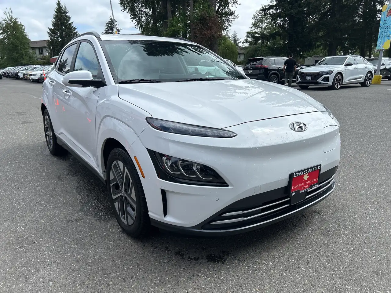 Hyundai KONA снимка Hyundai KONA