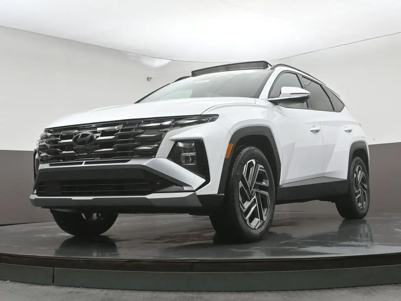 Hyundai TUCSON снимка Hyundai TUCSON
