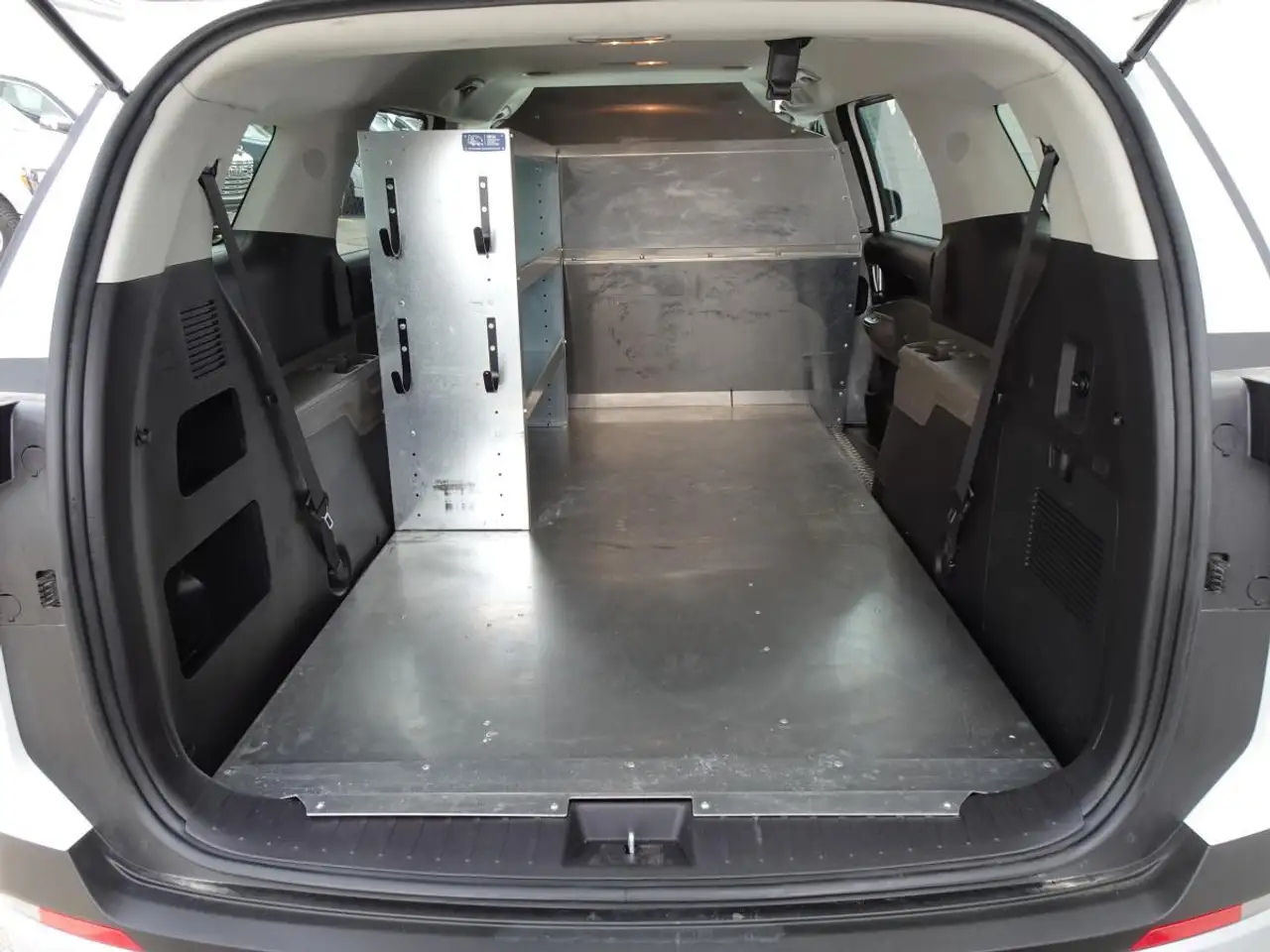Kia Carnival снимка Kia Carnival
