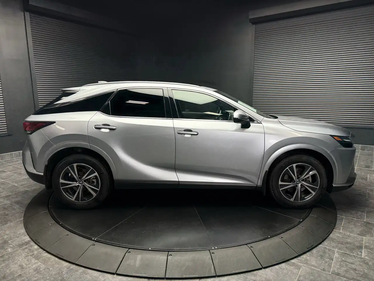 Lexus RX снимка Lexus RX