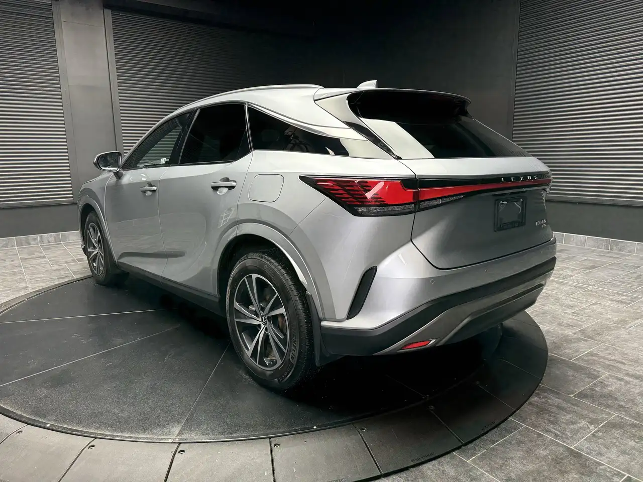 Lexus RX снимка Lexus RX