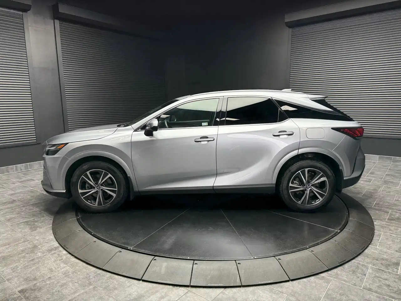 Lexus RX снимка Lexus RX