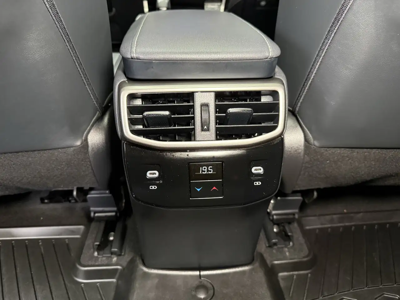 Lexus RX снимка Lexus RX