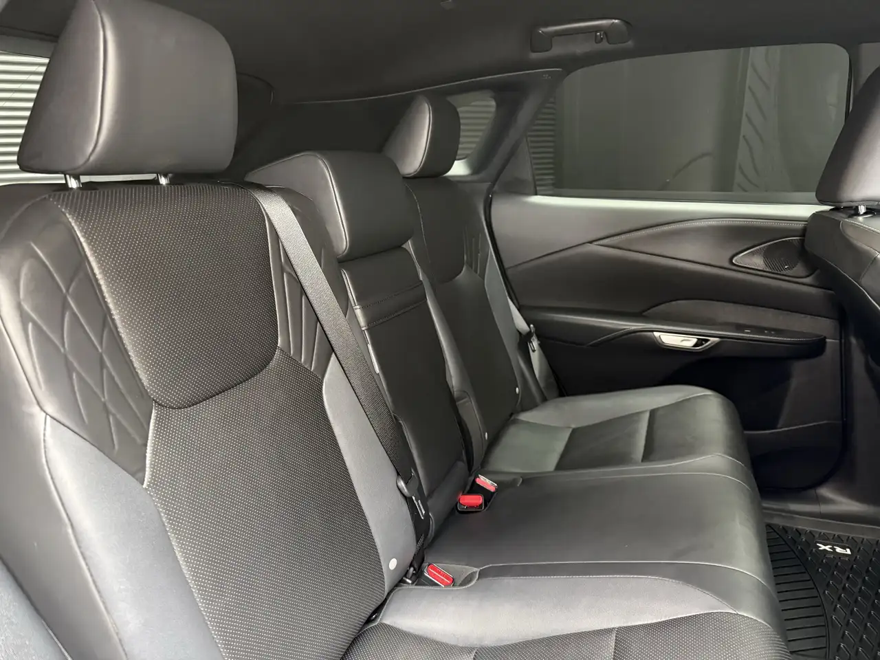 Lexus RX снимка Lexus RX