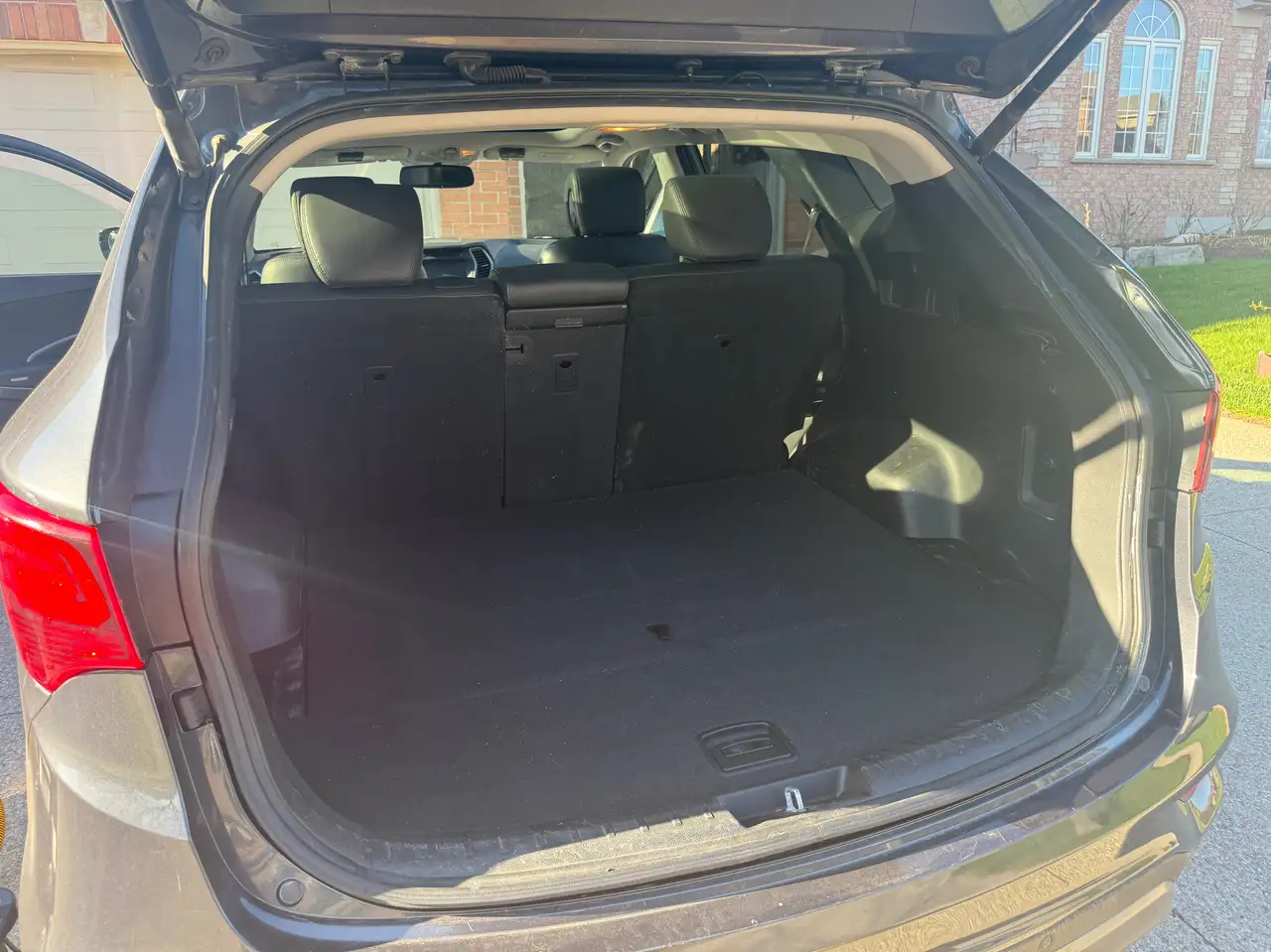Hyundai SANTA FE снимка Hyundai SANTA FE