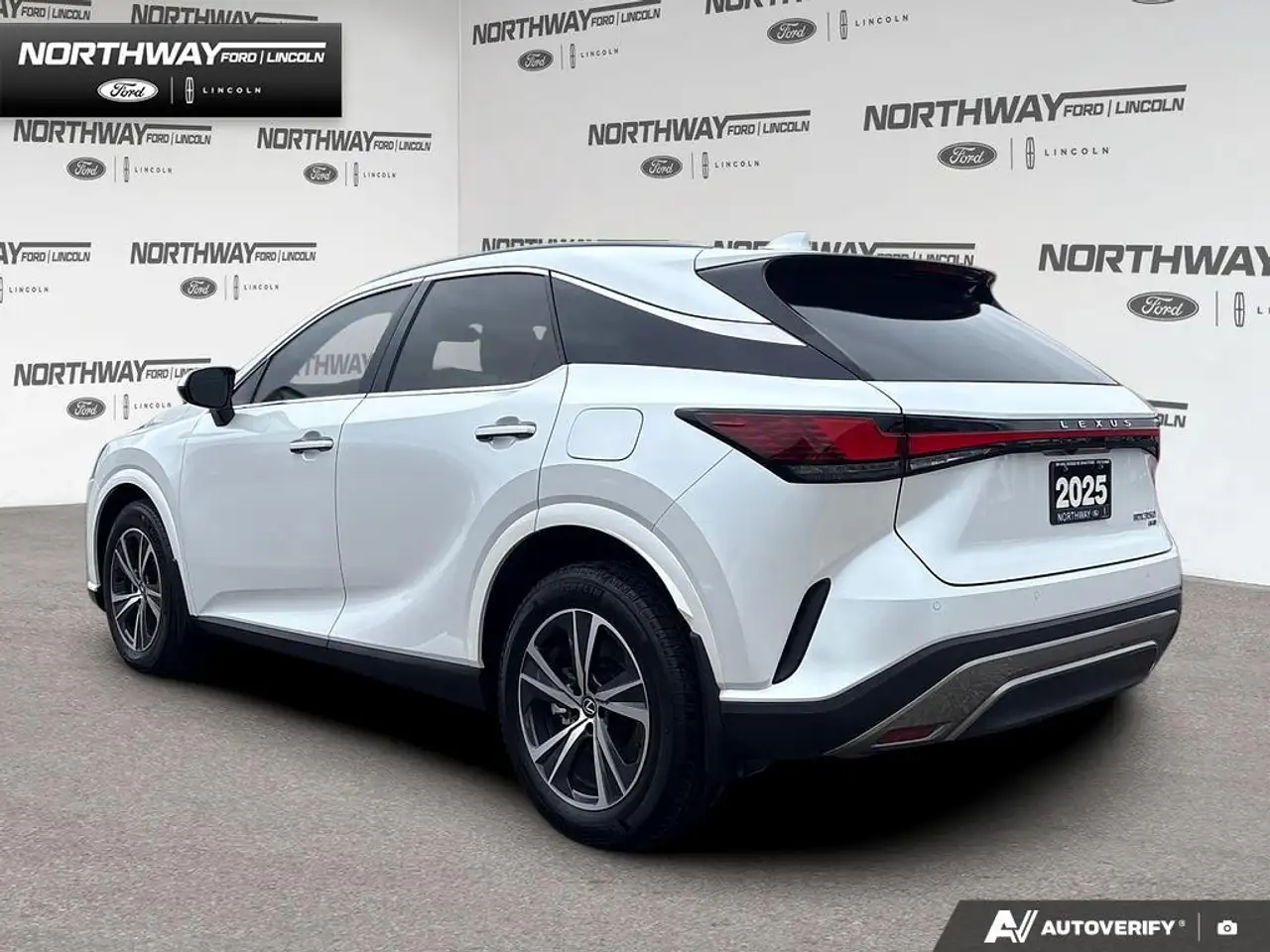 Lexus RX photo Lexus RX