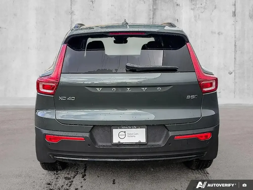 Volvo XC40 снимка Volvo XC40