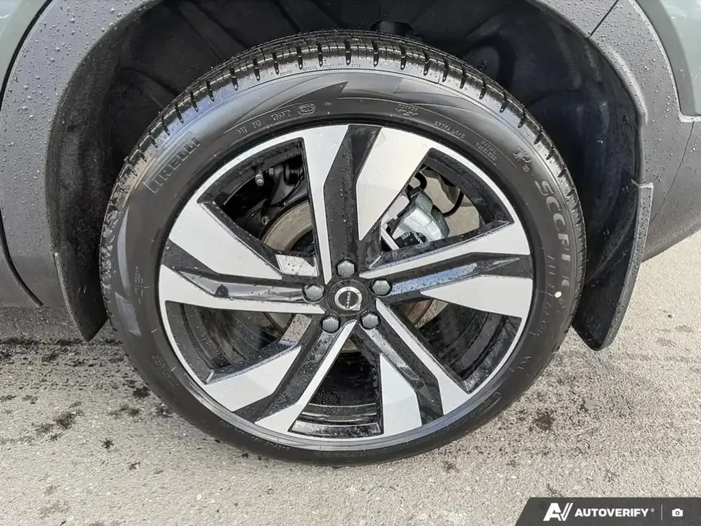 Volvo XC40 снимка Volvo XC40