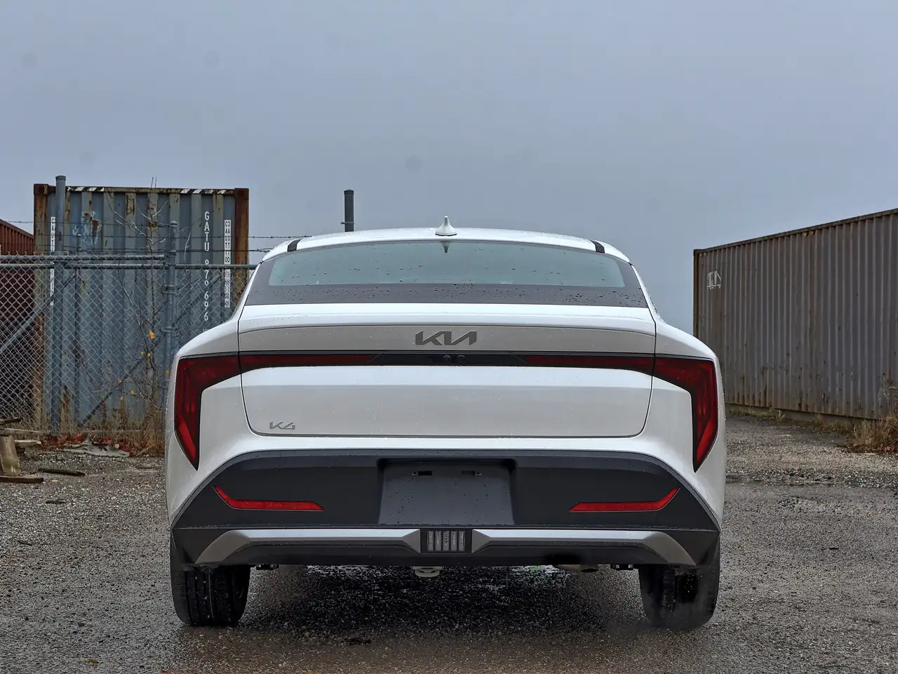 Kia K4 снимка Kia K4