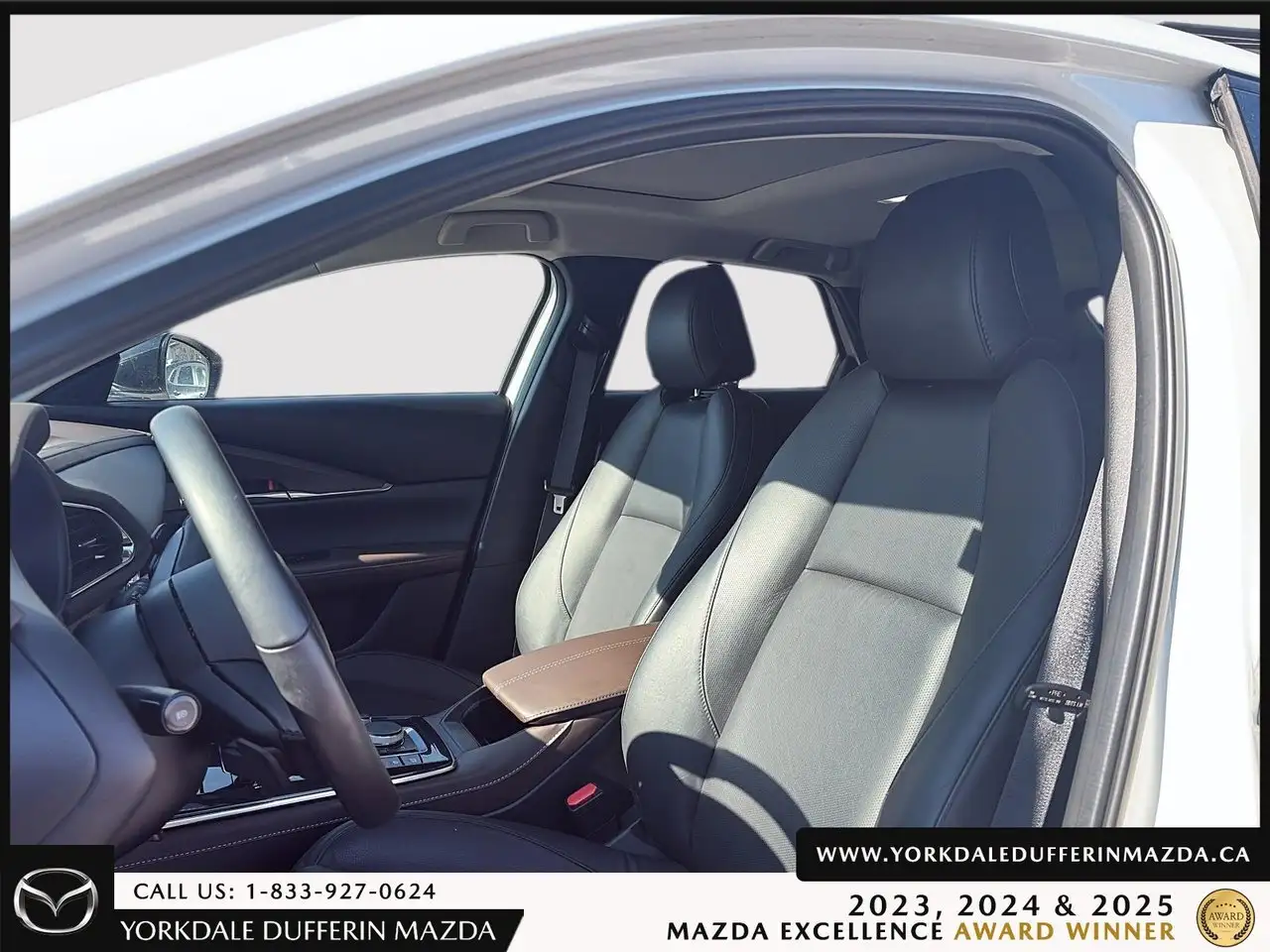 Mazda CX-30 photo Mazda CX-30