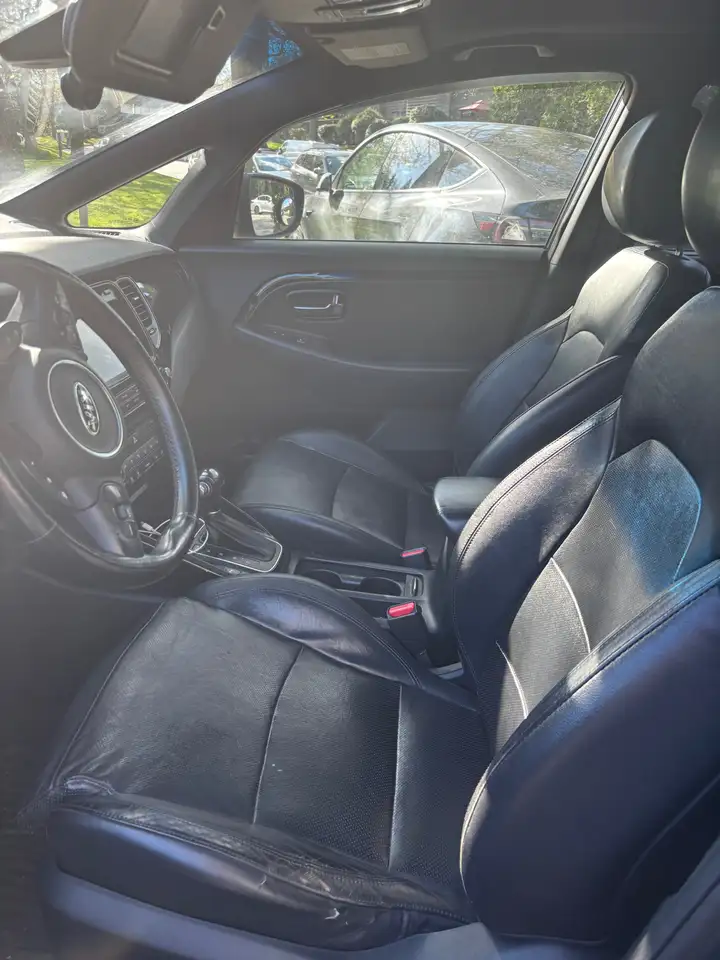 Kia Rondo fotografie Kia Rondo