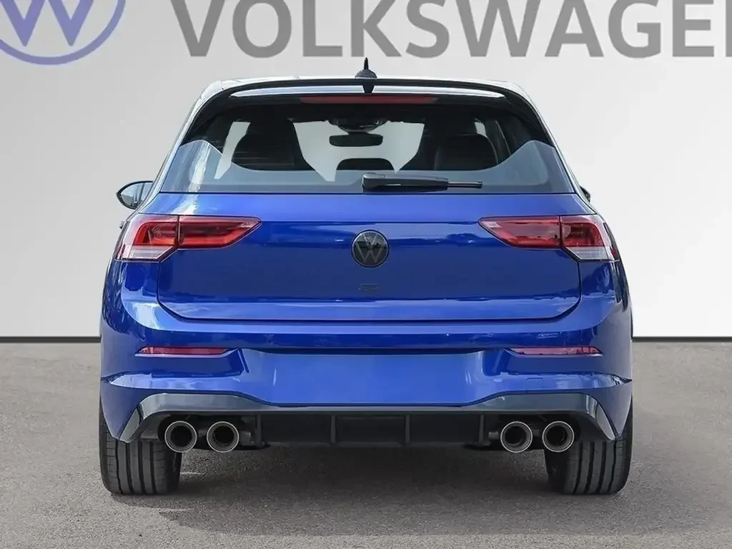 Volkswagen Golf R снимка Volkswagen Golf R