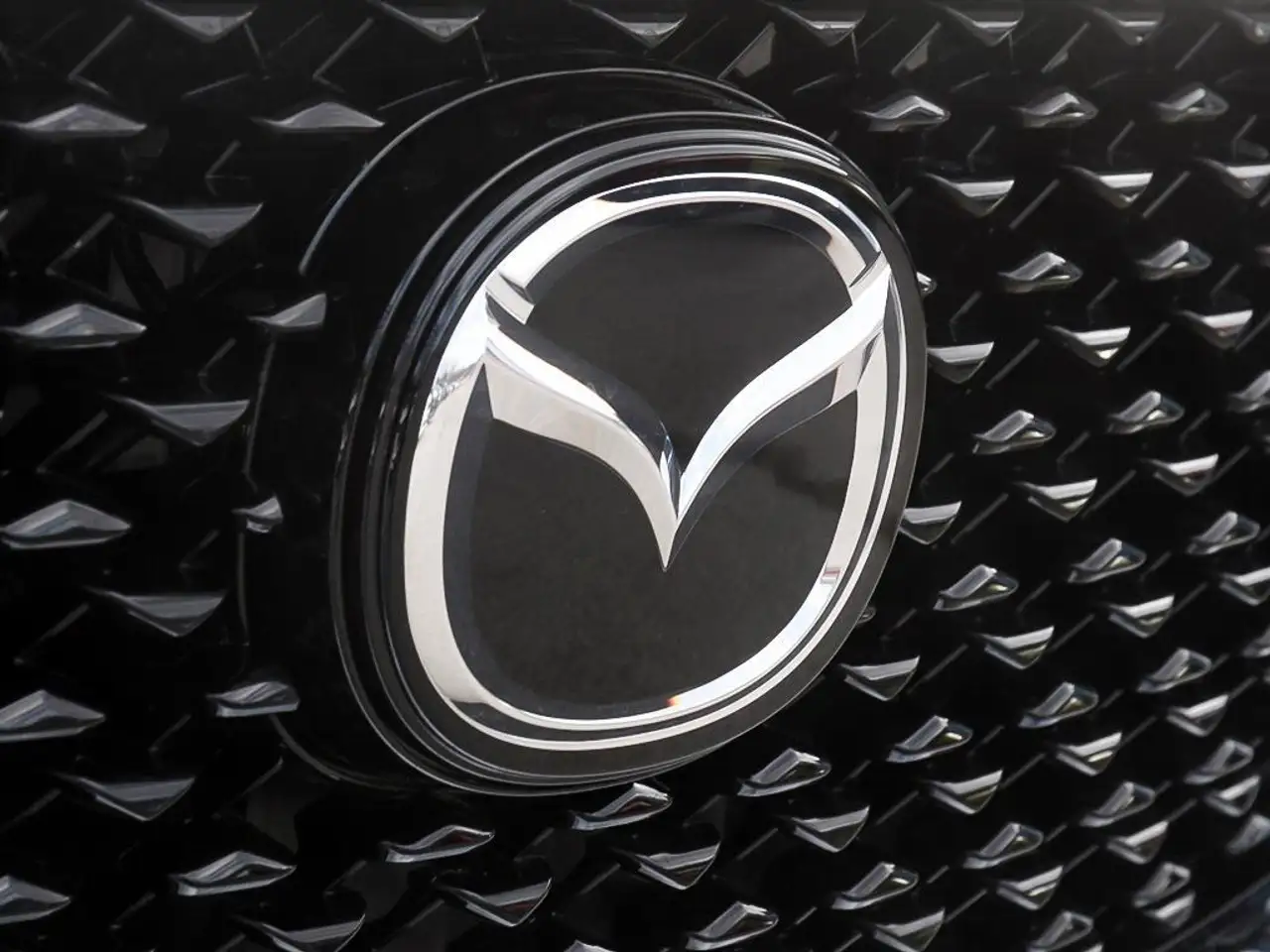Mazda CX-30 photo Mazda CX-30