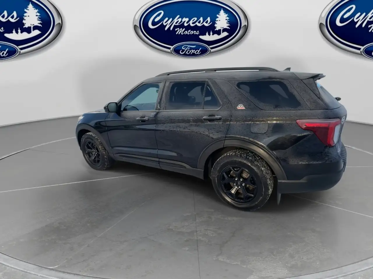 Ford Explorer снимка Ford Explorer