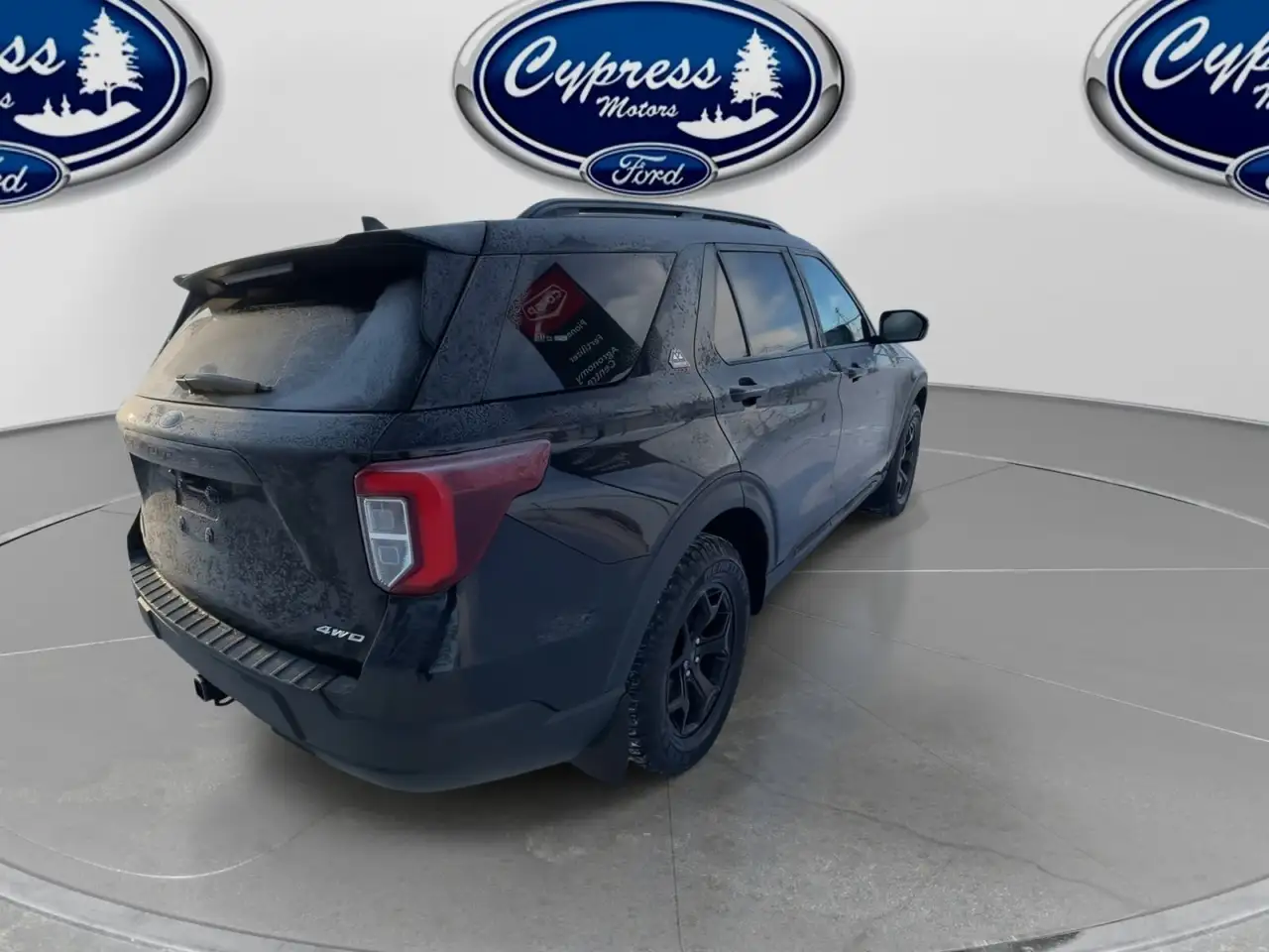 Ford Explorer снимка Ford Explorer