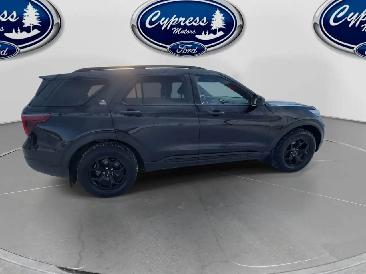 Ford Explorer снимка Ford Explorer