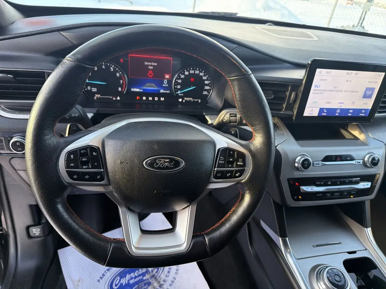 Ford Explorer снимка Ford Explorer