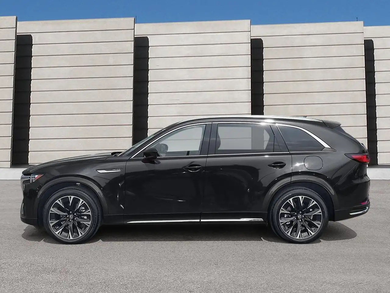 Mazda CX-90 PHEV fotografie Mazda CX-90 PHEV