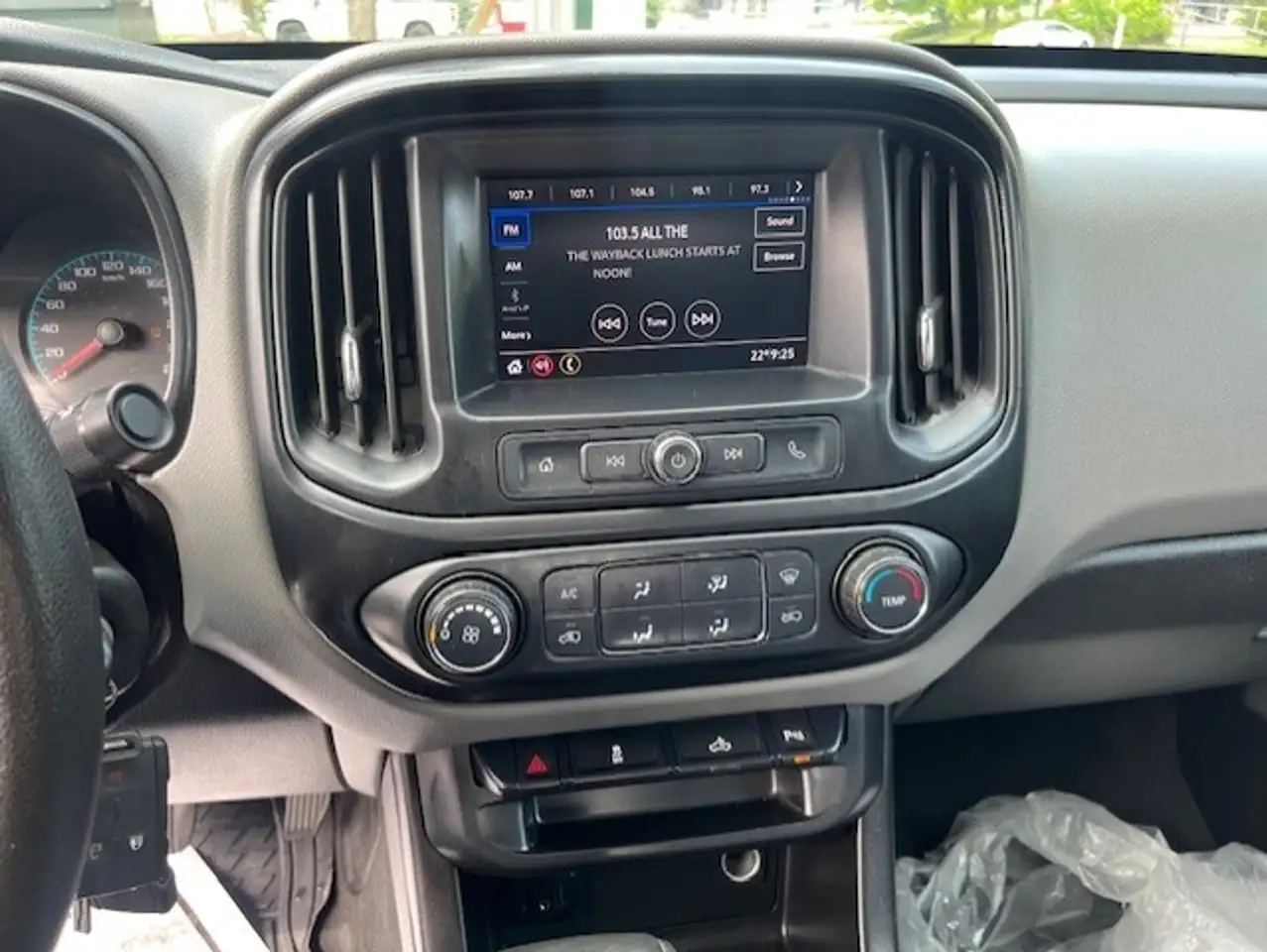 Chevrolet Colorado снимка Chevrolet Colorado