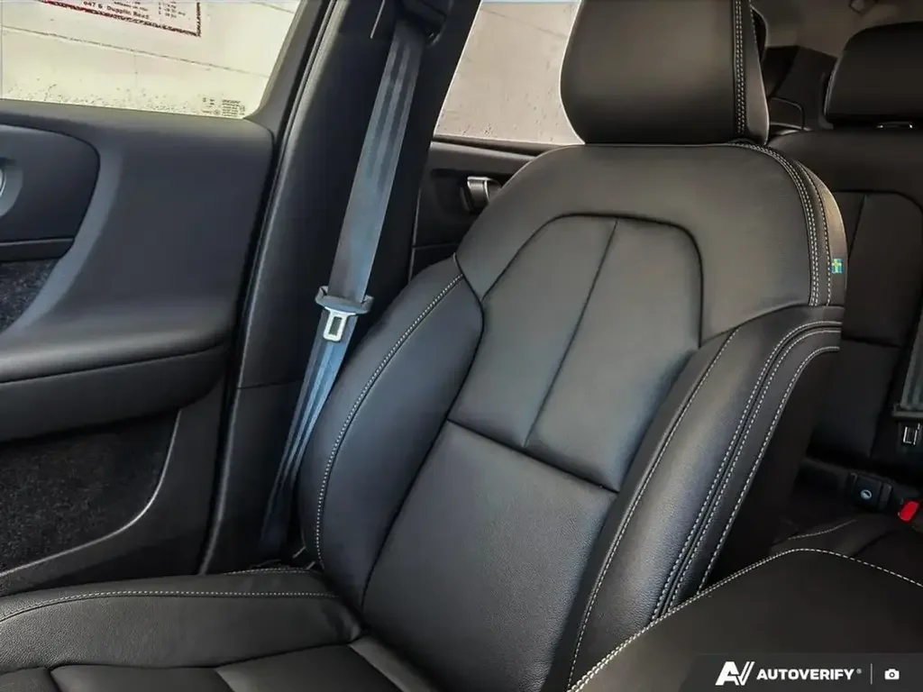 Volvo XC40 снимка Volvo XC40