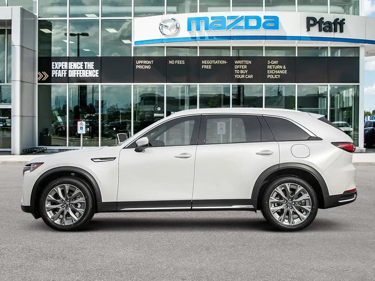 Mazda CX-90 MHEV снимка Mazda CX-90 MHEV