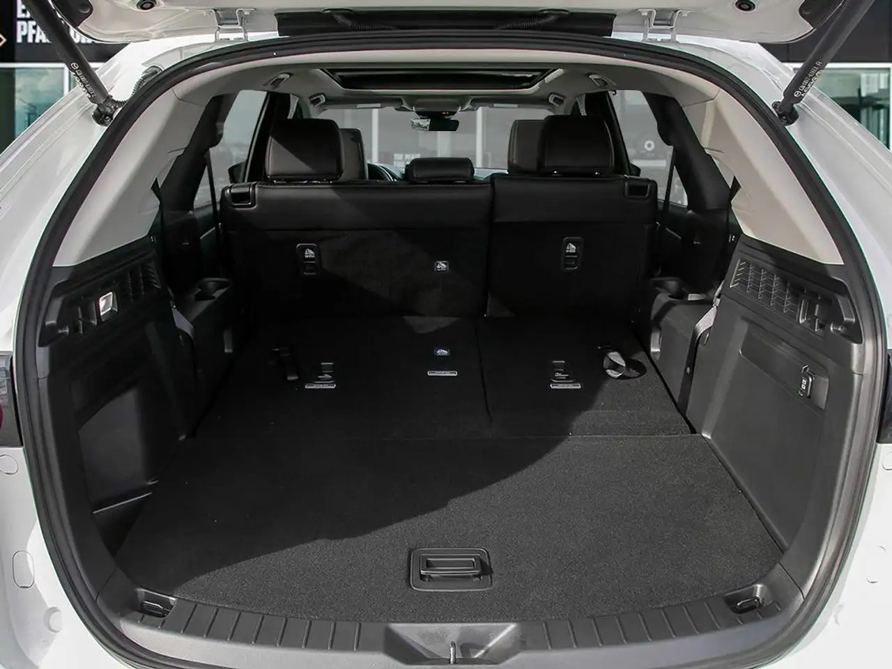 Mazda CX-90 MHEV снимка Mazda CX-90 MHEV