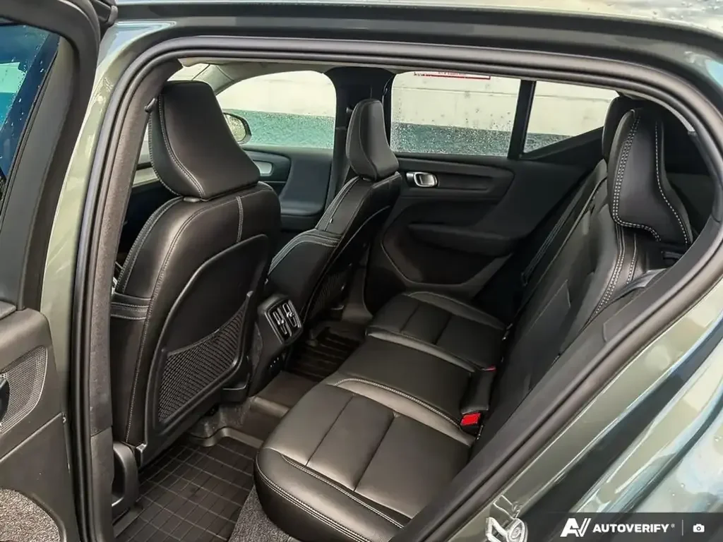 Volvo XC40 снимка Volvo XC40