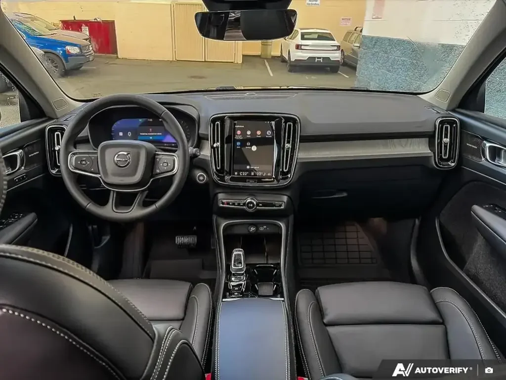 Volvo XC40 снимка Volvo XC40