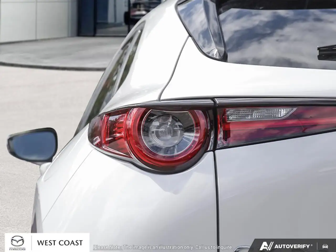 Mazda CX-30 photo Mazda CX-30