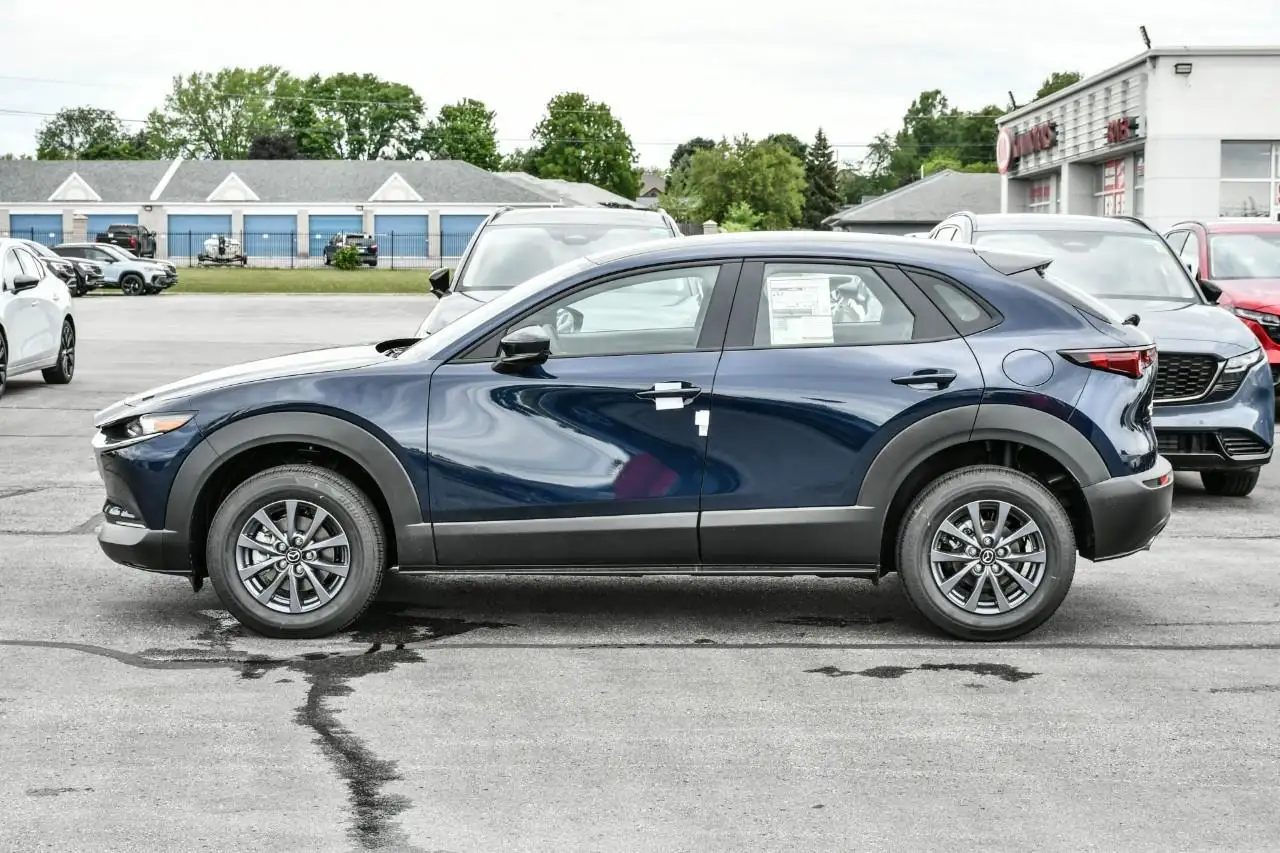 Mazda CX-30 photo Mazda CX-30