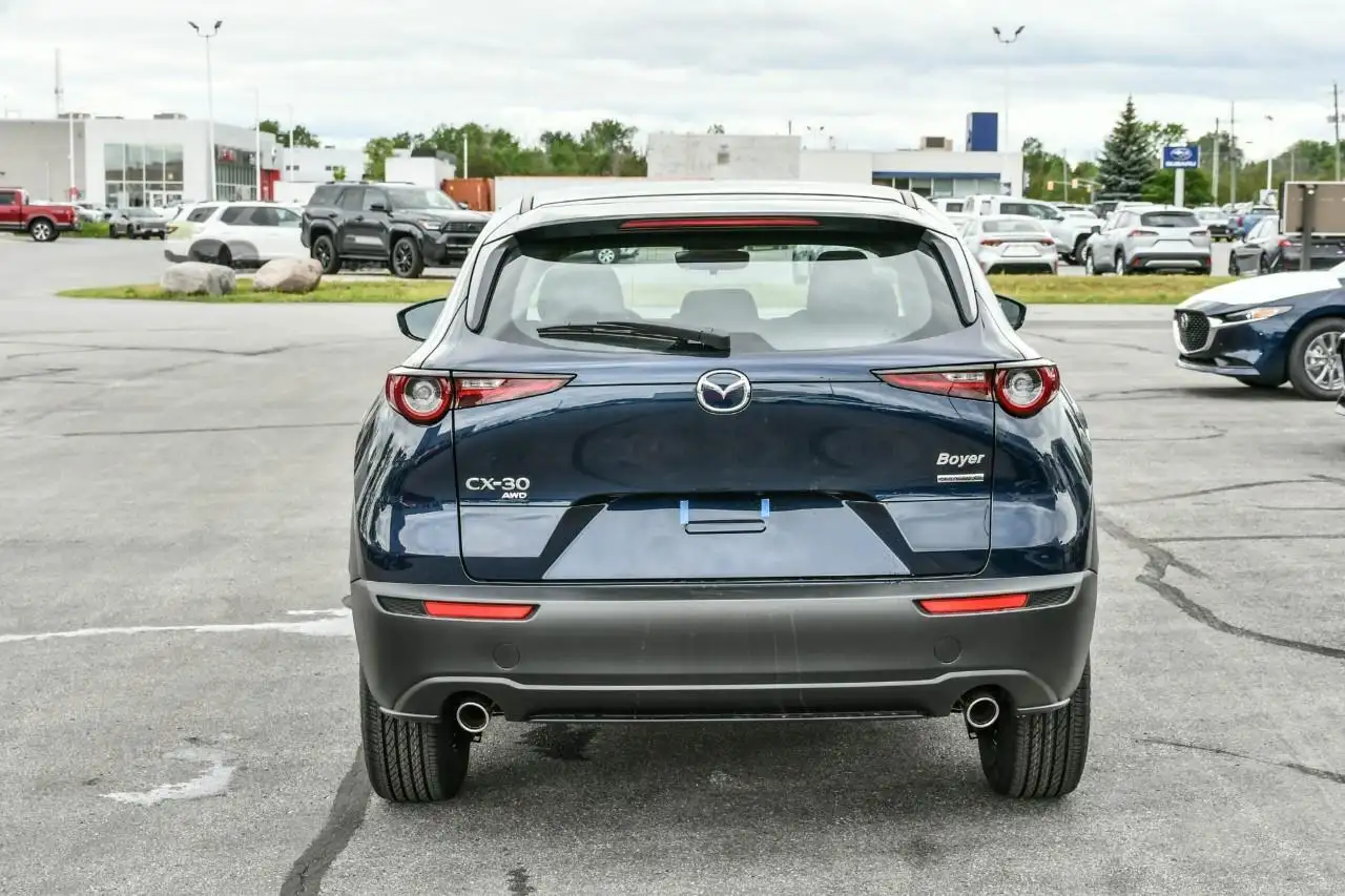 Mazda CX-30 photo Mazda CX-30