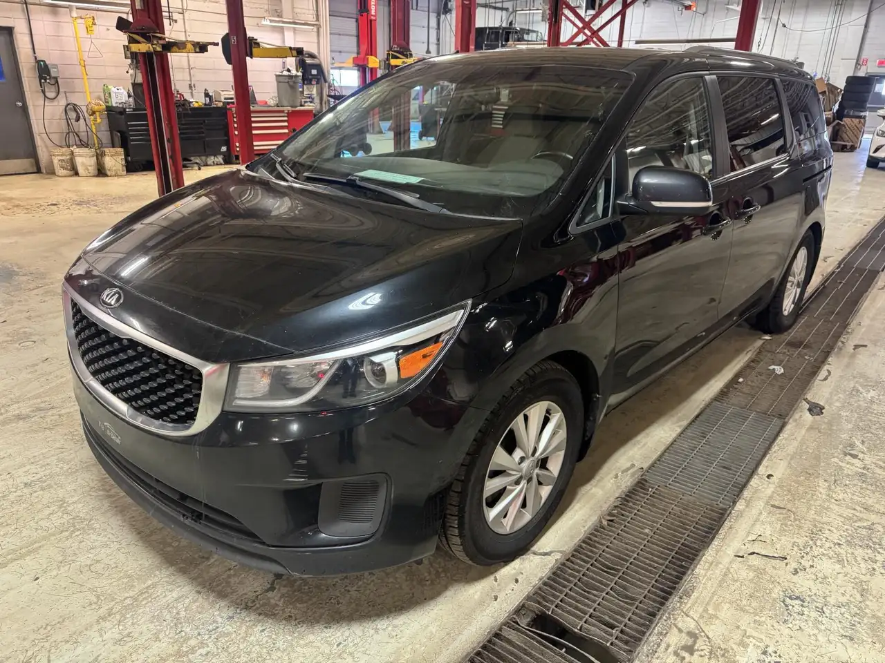Kia Sedona photo Kia Sedona