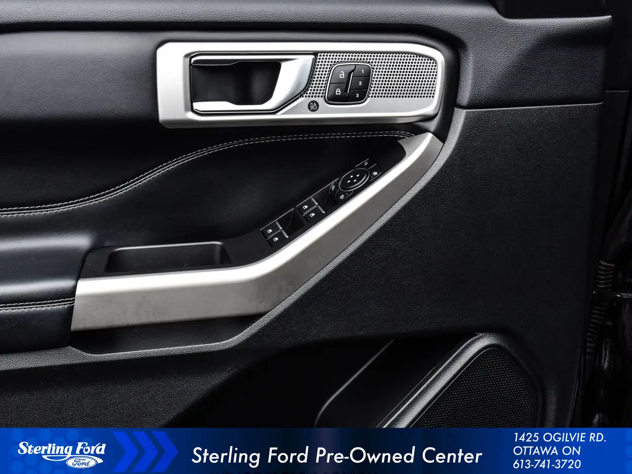 Ford Explorer photo Ford Explorer