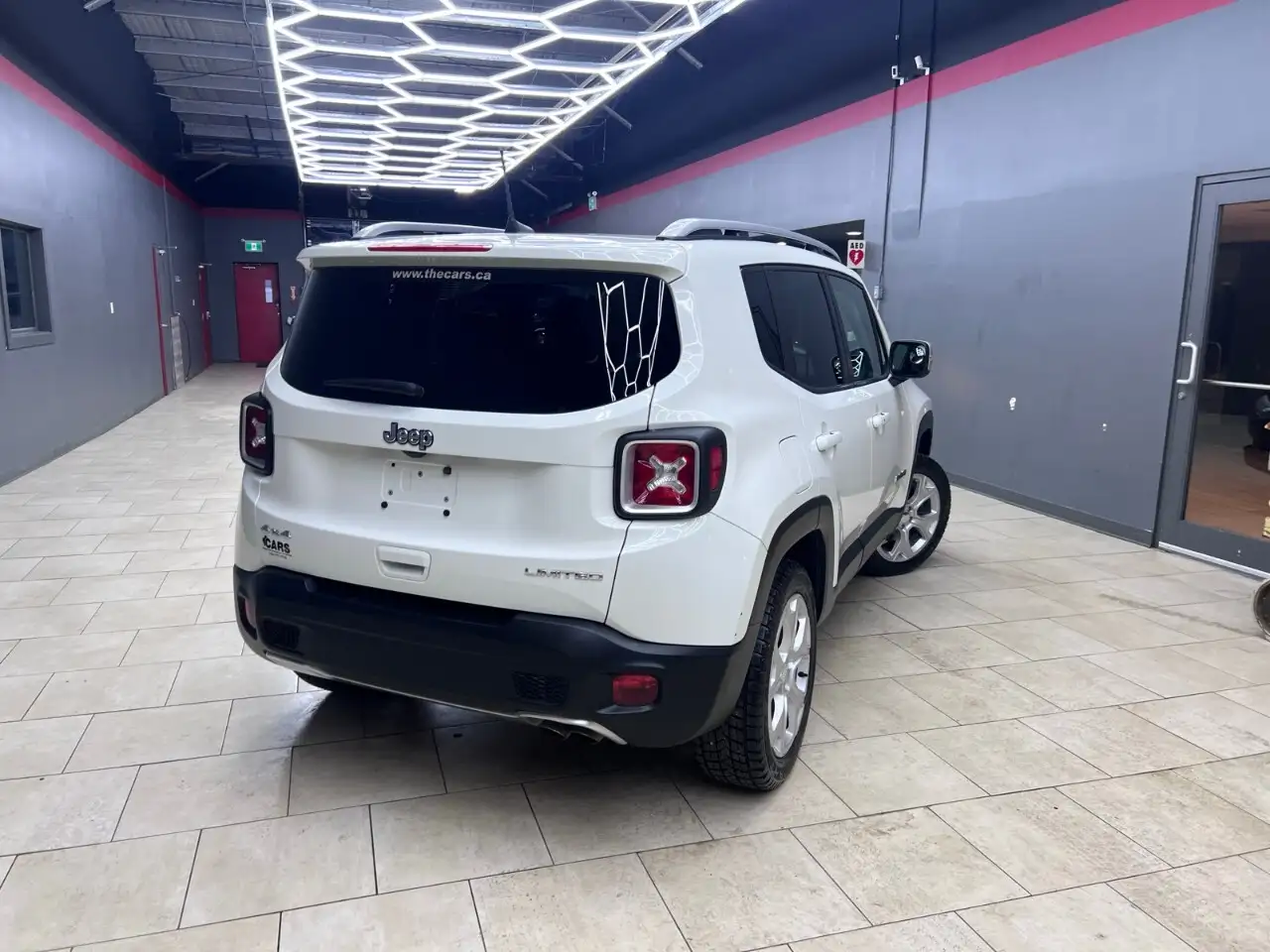 Jeep Renegade снимка Jeep Renegade