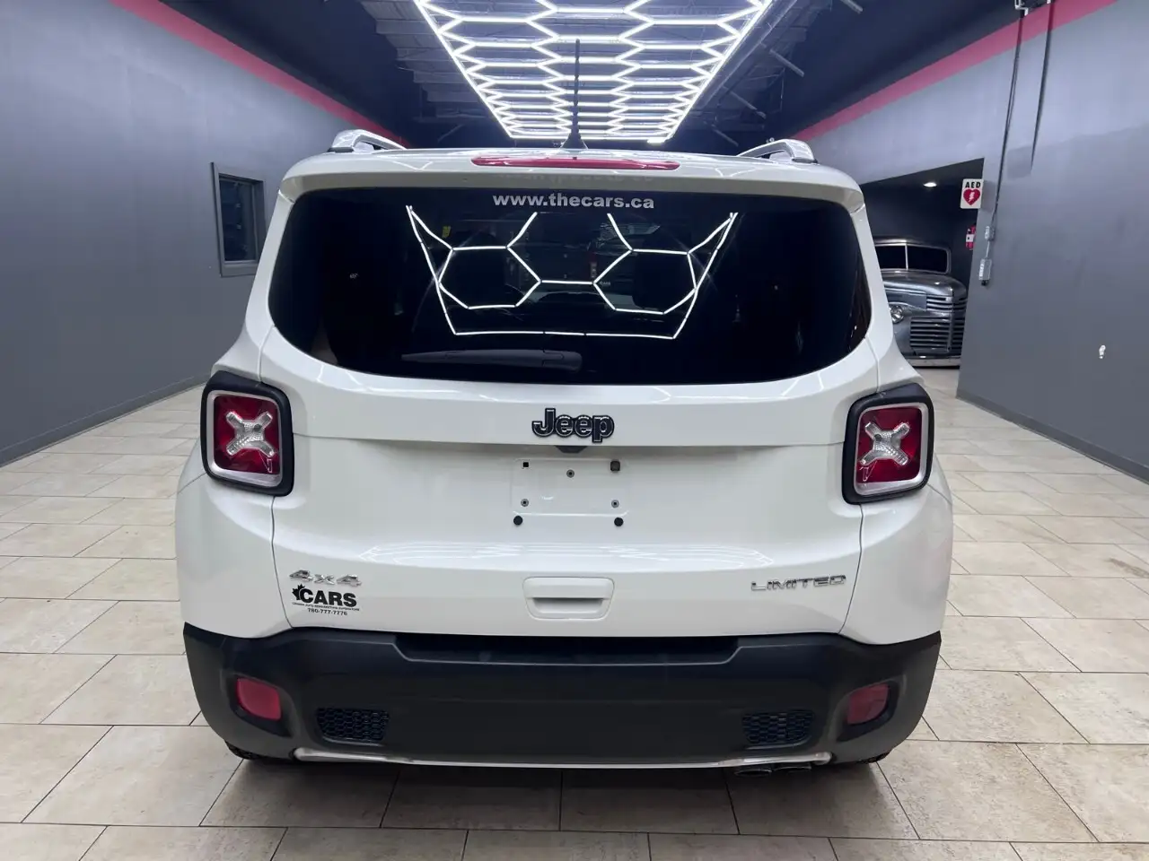 Jeep Renegade снимка Jeep Renegade