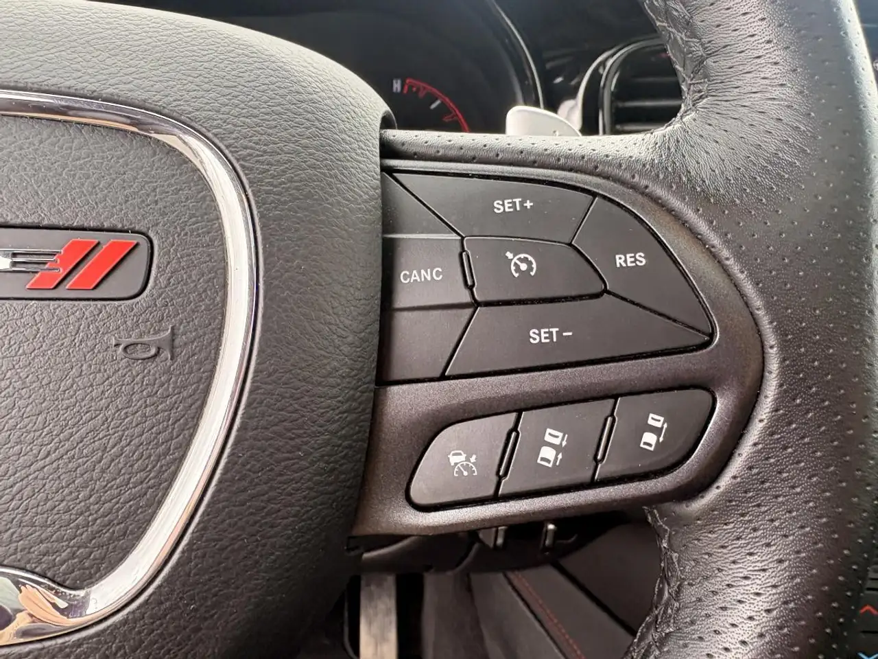 Dodge Durango снимка Dodge Durango
