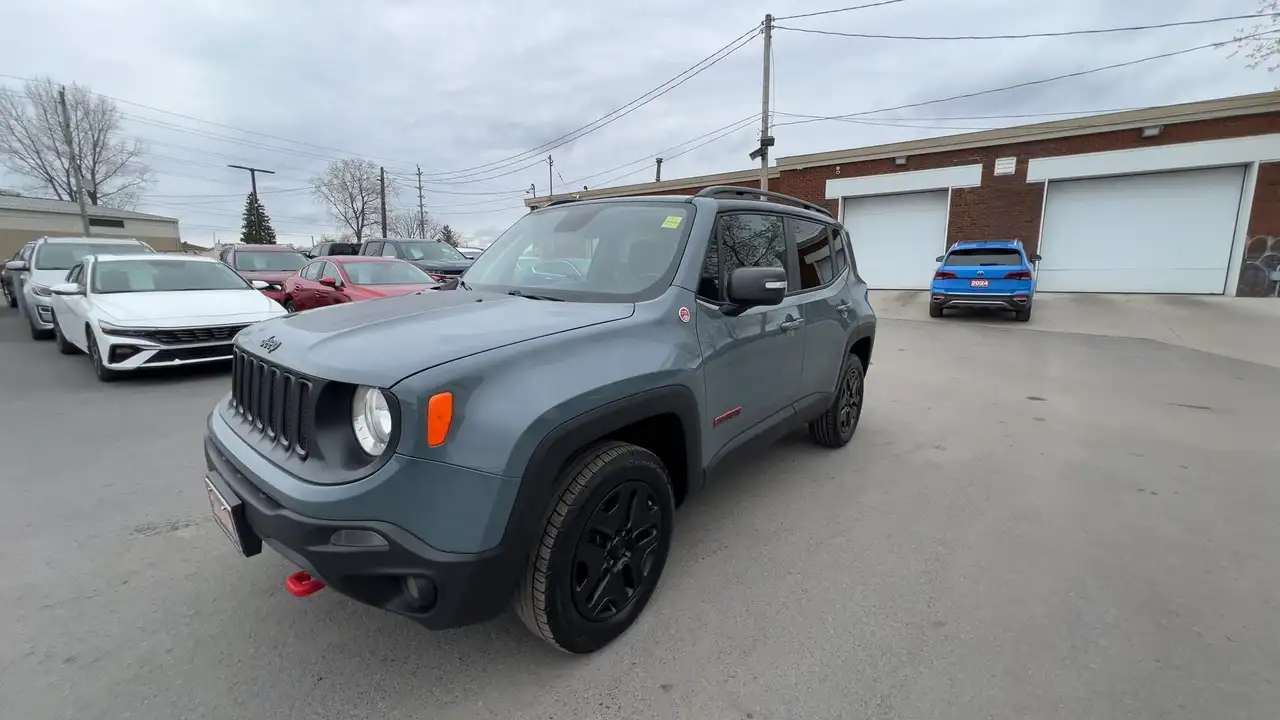 Jeep Renegade снимка Jeep Renegade