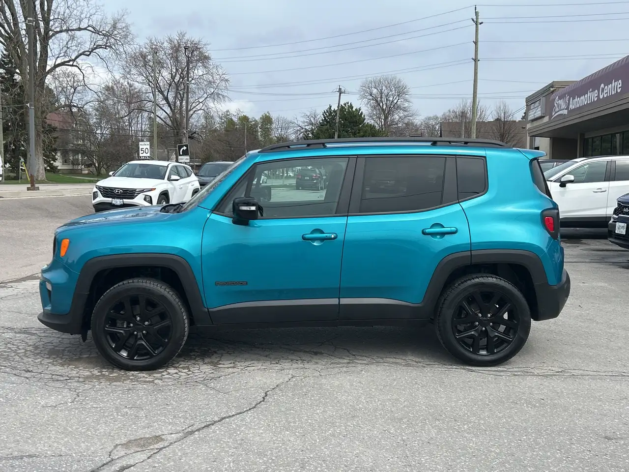 Jeep Renegade снимка Jeep Renegade