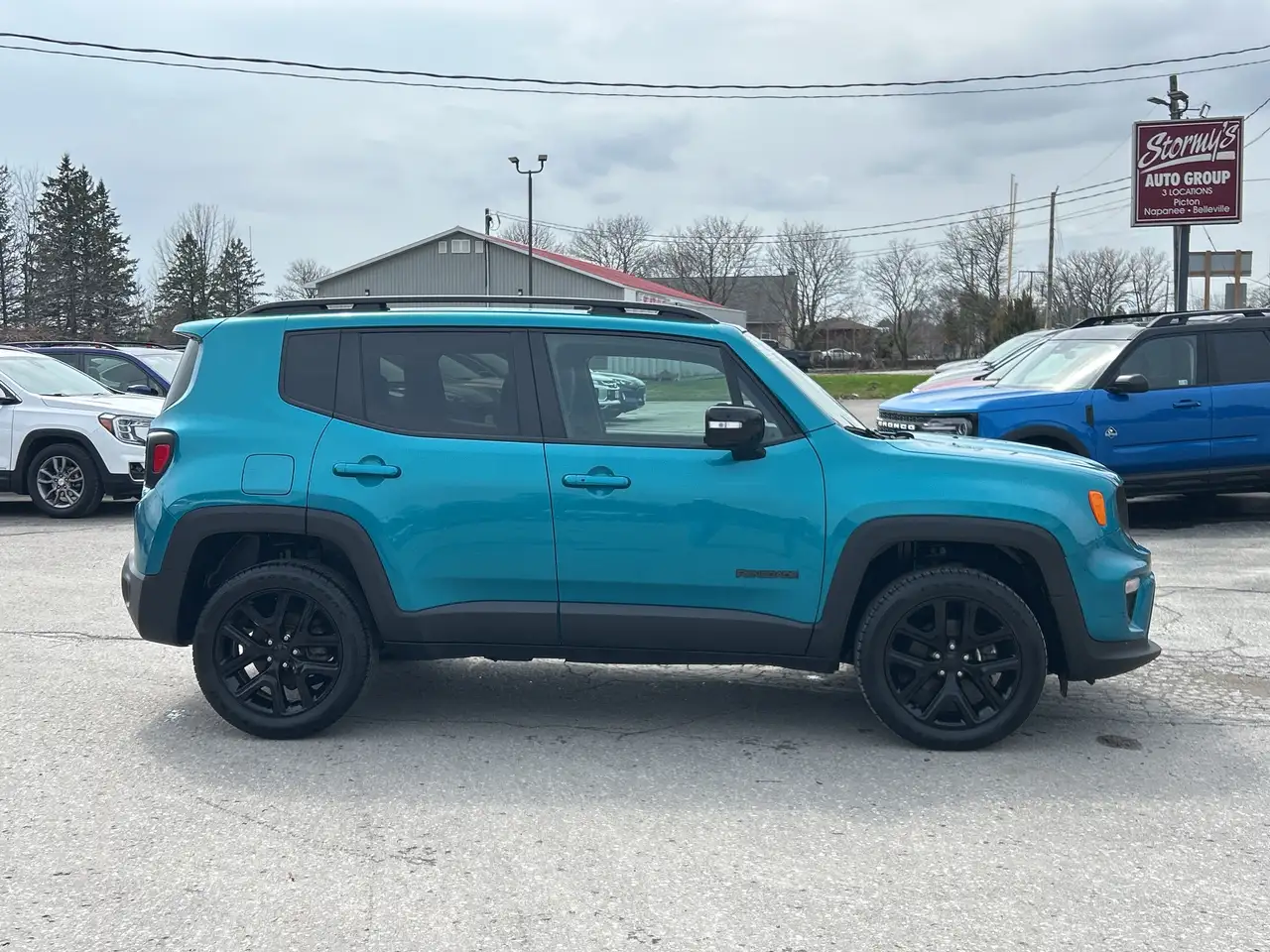 Jeep Renegade снимка Jeep Renegade