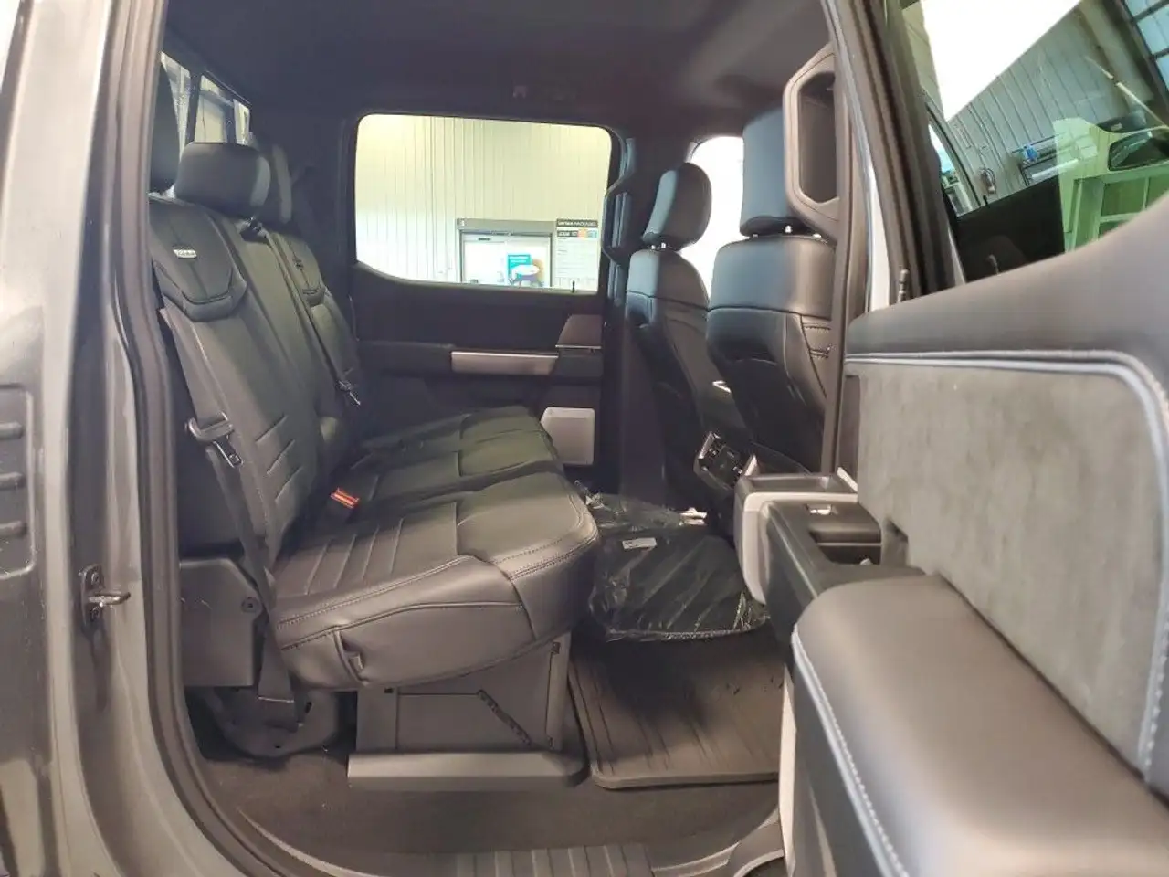 Ford F 350 снимка Ford F 350