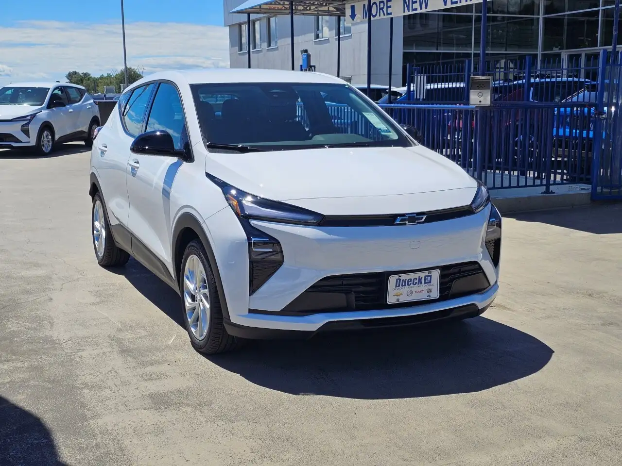 Chevrolet Bolt photo Chevrolet Bolt