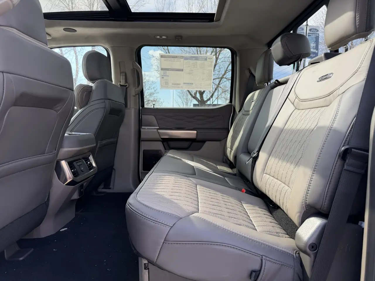Ford F 350 снимка Ford F 350