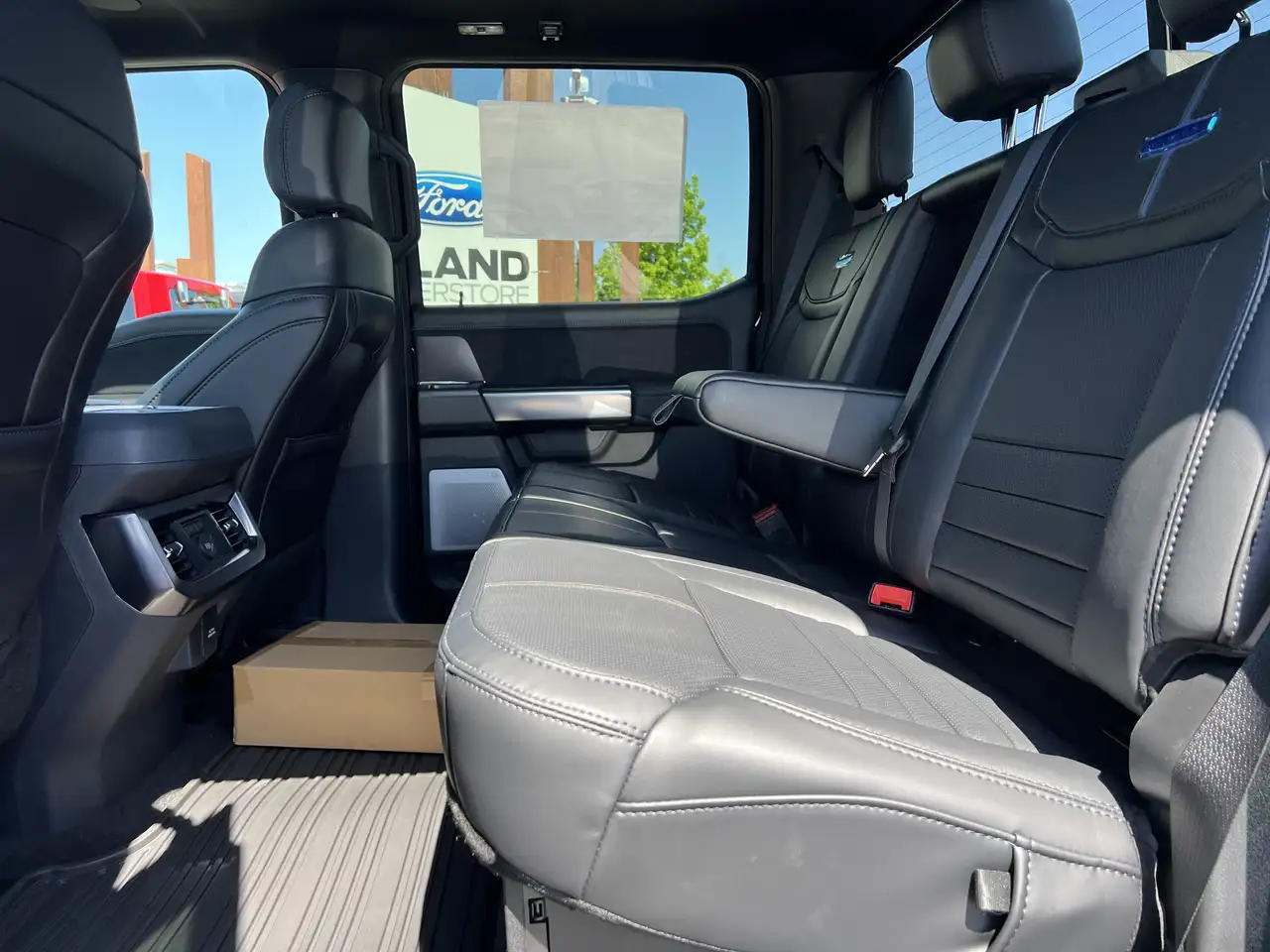 Ford F 350 снимка Ford F 350