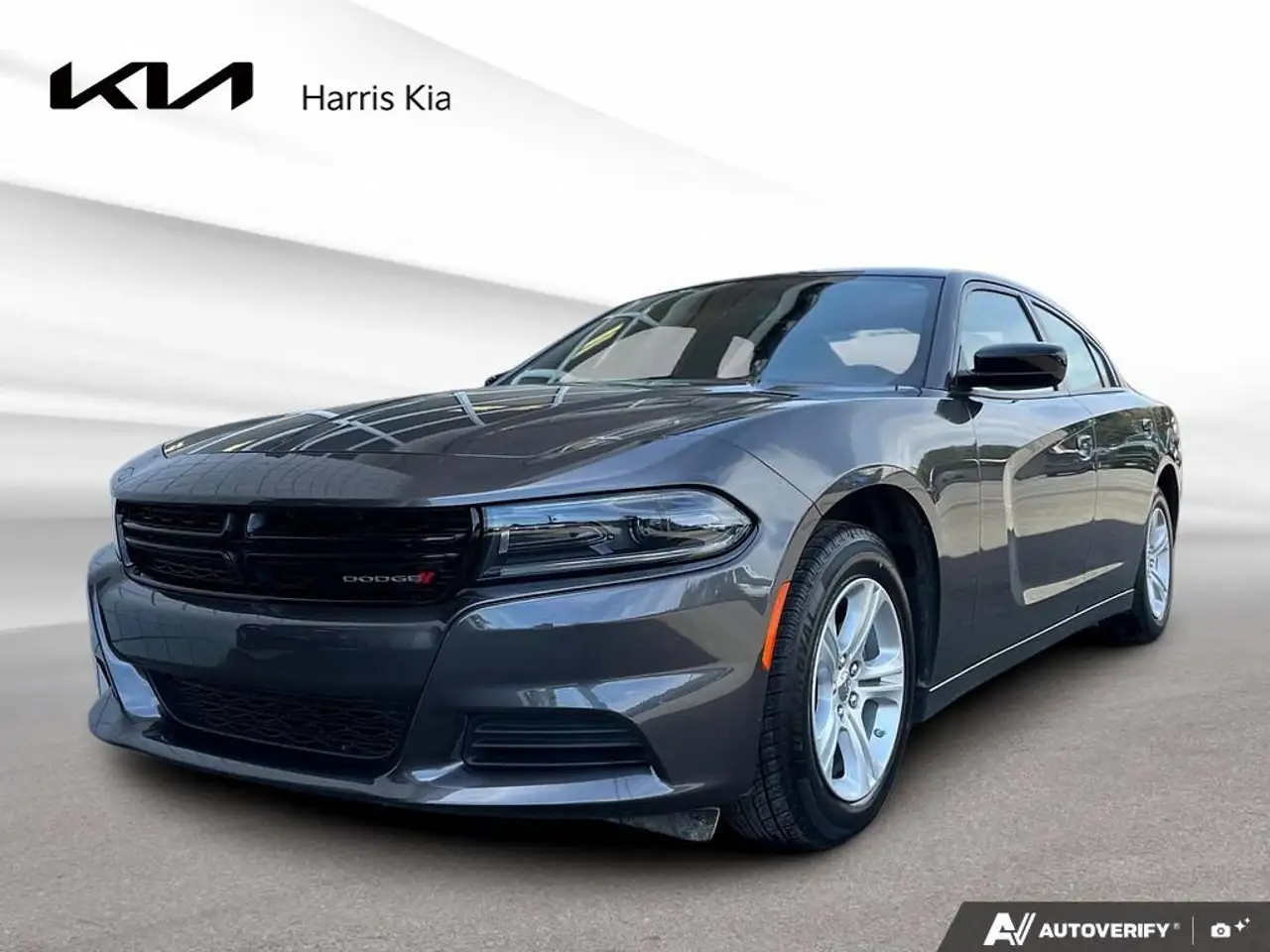 Dodge Charger снимка Dodge Charger