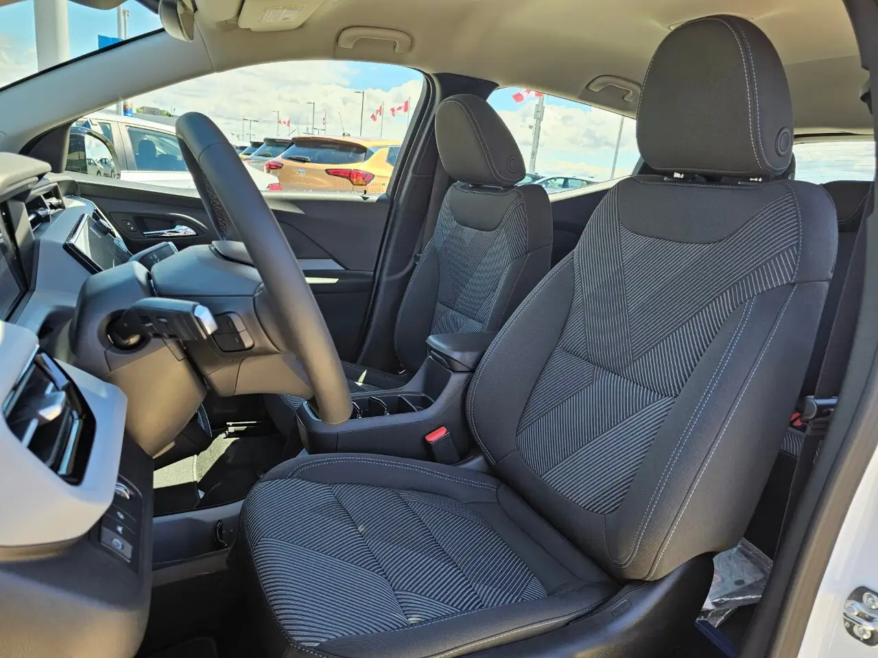 Chevrolet Bolt photo Chevrolet Bolt