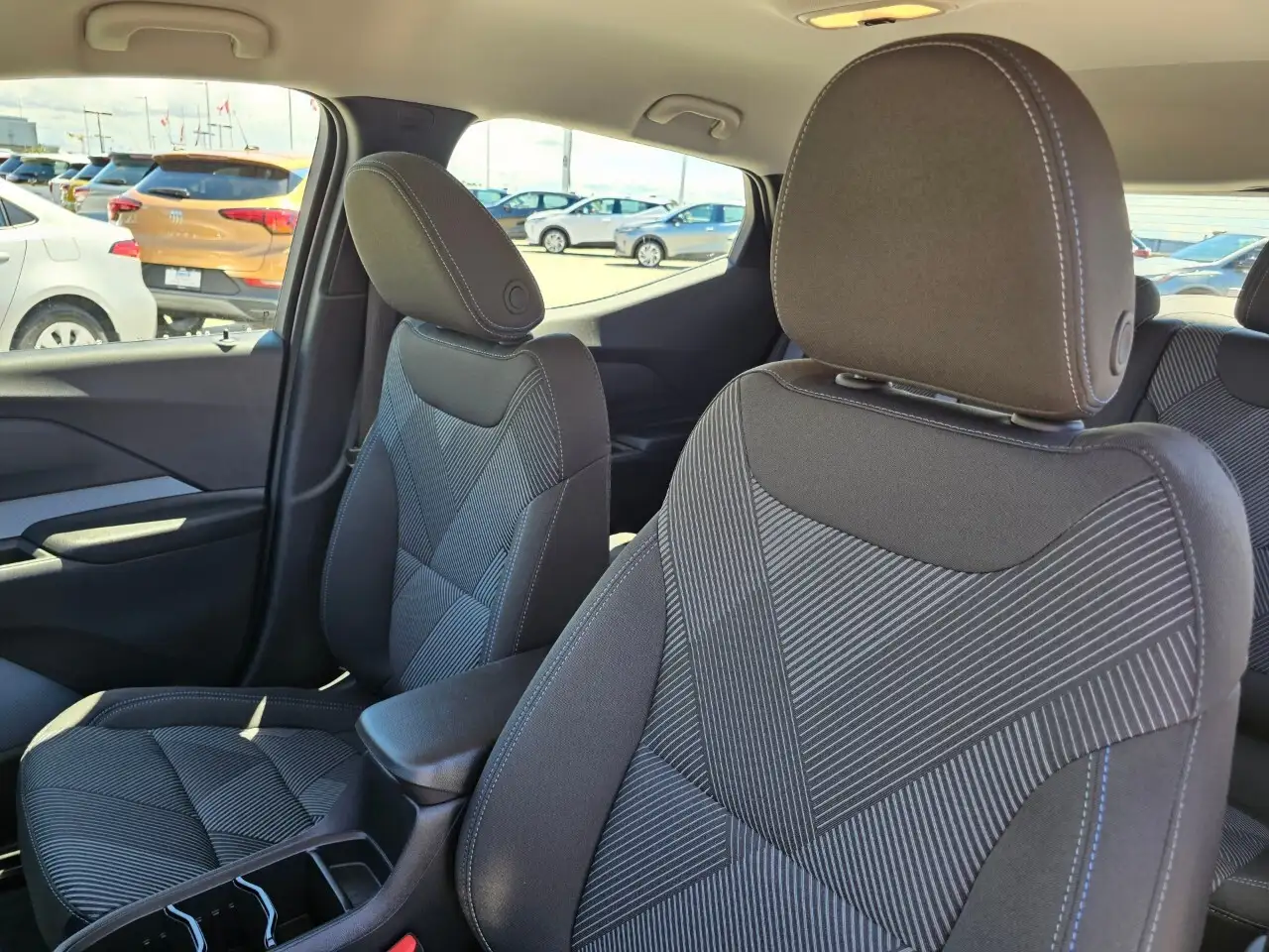 Chevrolet Bolt photo Chevrolet Bolt