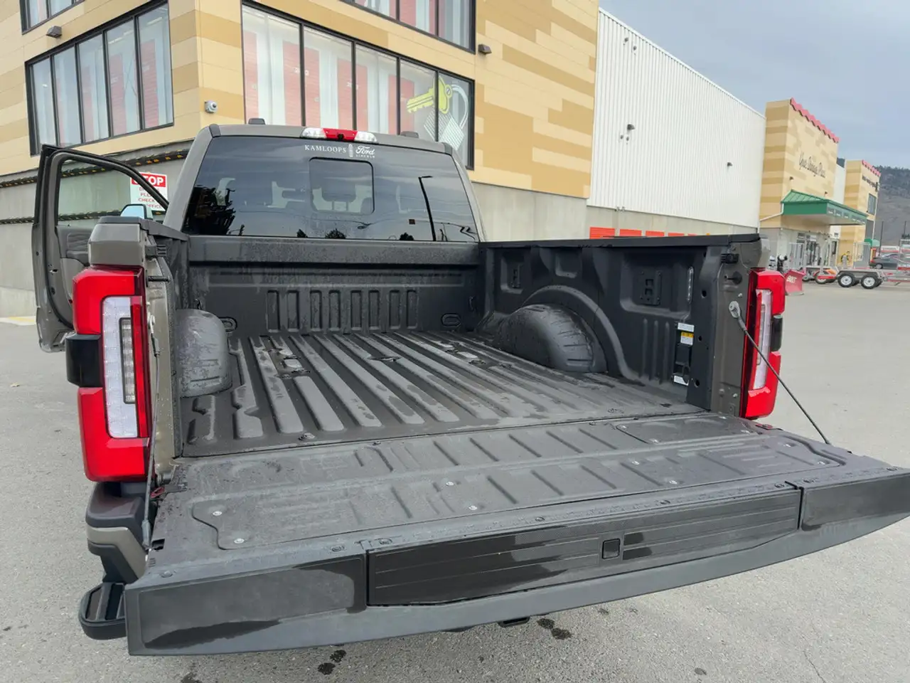 Ford F 350 снимка Ford F 350