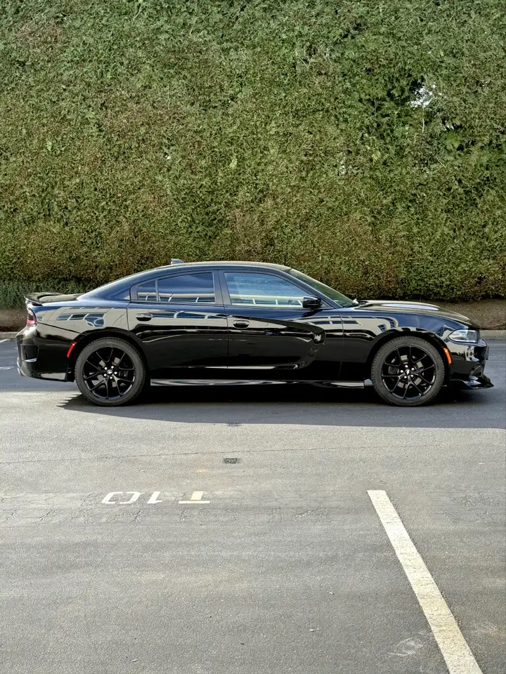 Dodge Charger снимка Dodge Charger